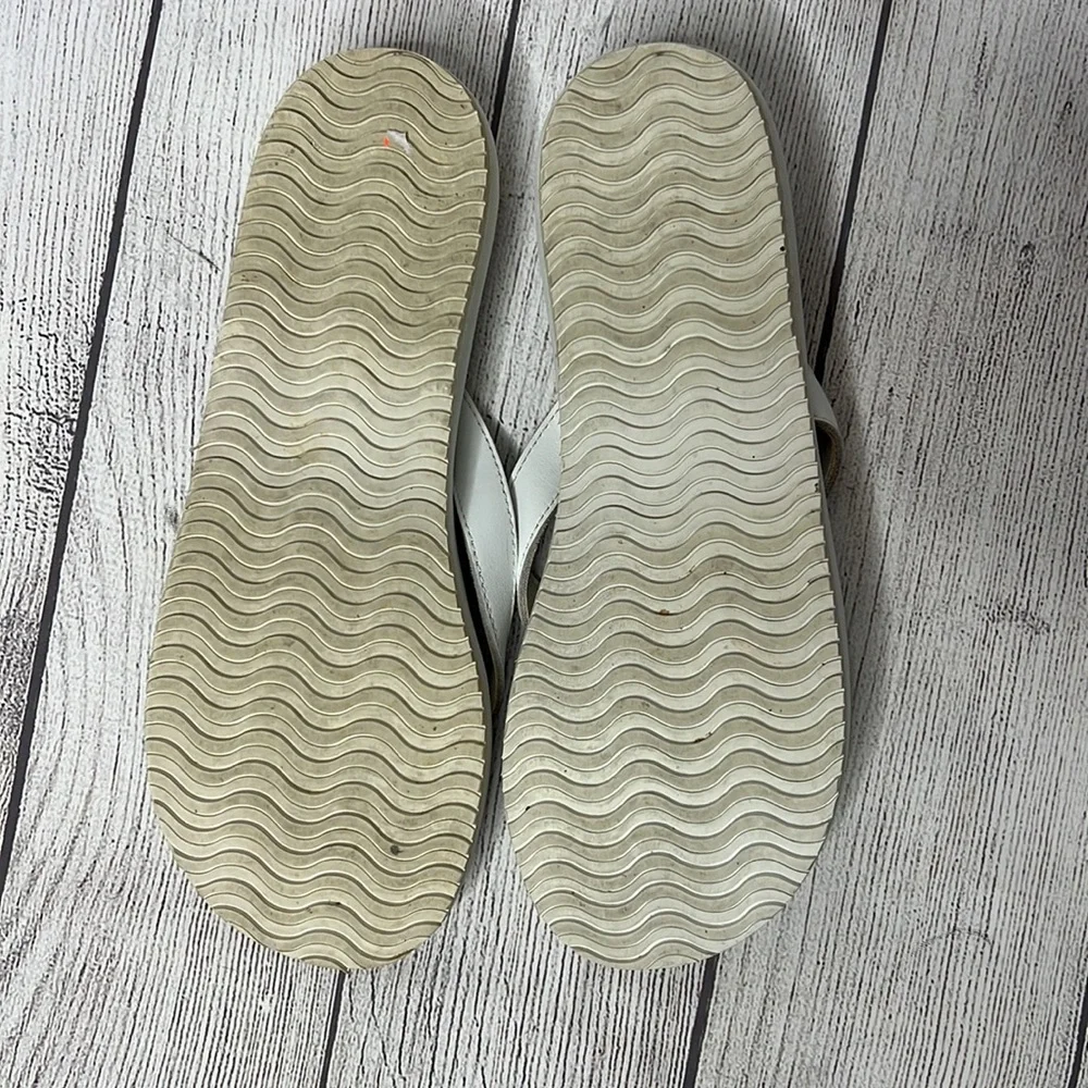 🔹 Eddie Bauer Leather Flip Flops - Picture 4 of 6